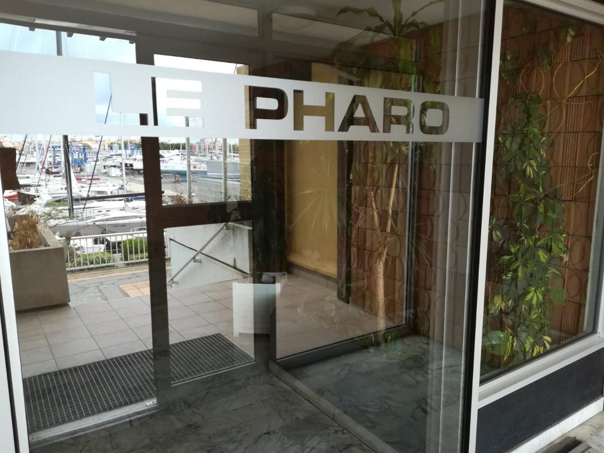 Studio Cabine Vue Port Avec Parking Prive, Piscine, Parc, Boulodrome Agde Luaran gambar